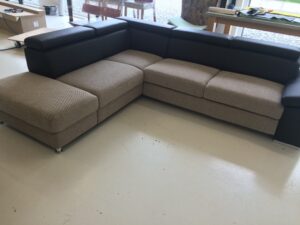 Aufgepolstertes Sofa für Privatkunden