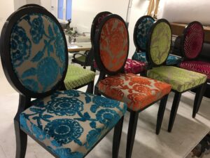 Bestuhlung Cafe aus unserer Polsterei